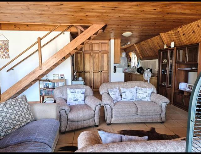 5 BEDROOM HOUSE FOR SALE IN FRANSKRAAL